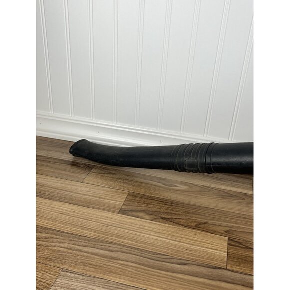 Black and Decker LSW20 20 Volt Lithium Ion Cordless Leaf Blower - Bare Tool Only - Picture 6 of 12